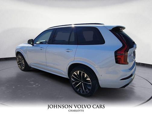 2026 Volvo XC90 B6 Ultra Dark Theme 7-Seater