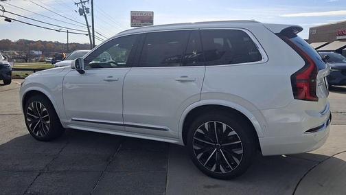 2026 Volvo XC90 B6 Plus 7-Seater