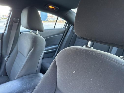 2012 Dodge Charger SE