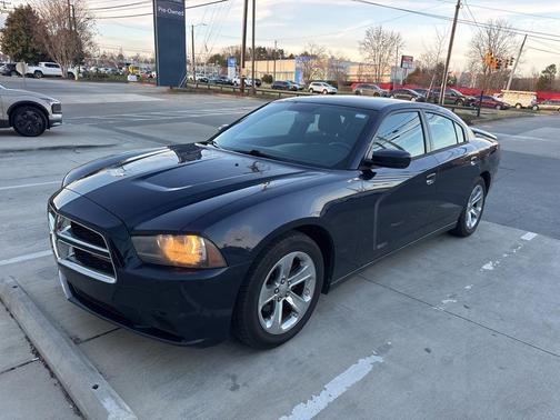 2012 Dodge Charger SE