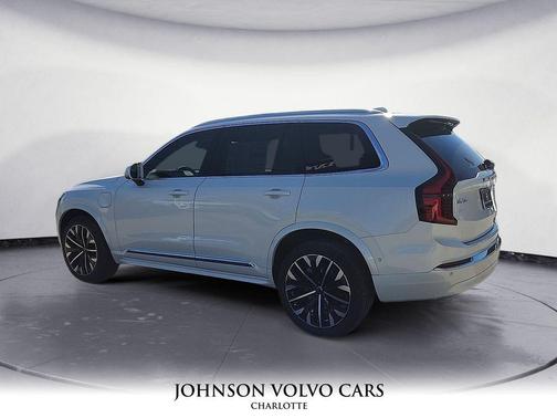 2026 Volvo XC90 Plug-In Hybrid T8 Plus 6-Seater