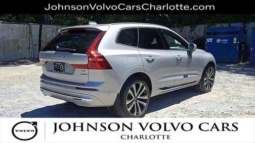 2023 Volvo XC60 B5 Ultimate Bright Theme