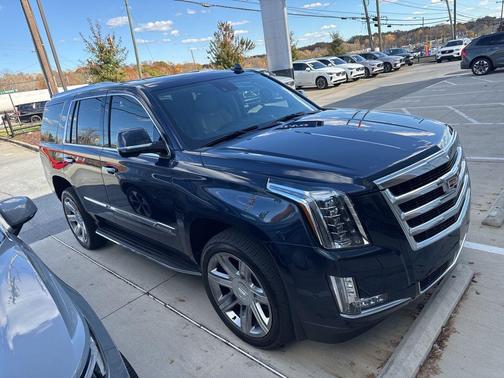 2020 Cadillac Escalade Premium Luxury