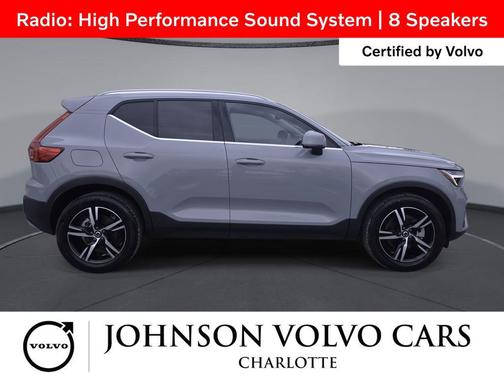 Vapour Grey Metallic 2025 Volvo XC40 B5 Core Bright Theme