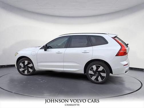 2025 Volvo XC60 Plug-In Hybrid Plus