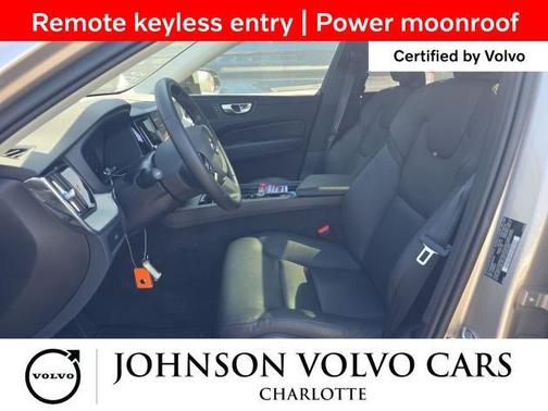 2025 Volvo XC60 B5 Plus