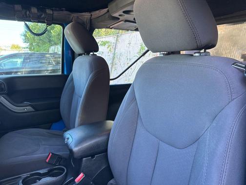 2016 Jeep Wrangler Sport
