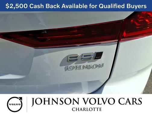 2026 Volvo XC60 B5 Ultra