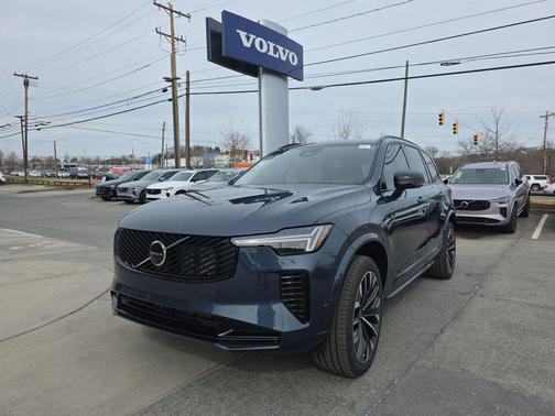 2026 Volvo XC90 B6 Ultra Dark Theme 7-Seater