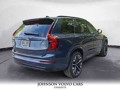 2026 Volvo XC90 B6 Ultra Dark Theme 7-Seater