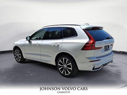 2025 Volvo XC60 B5 Plus