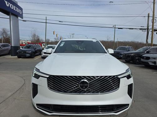 2026 Volvo XC90 Ultra, B6 AWD Gas (mild hybrid), Gasoline, Bright, 6 Seats