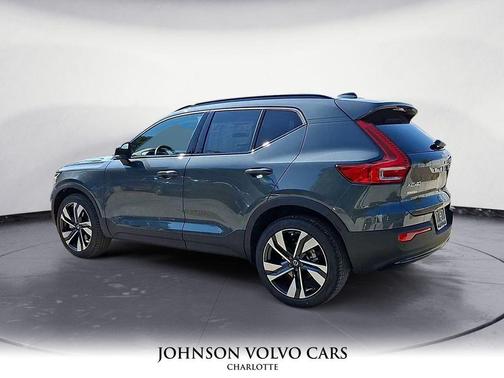 2026 Volvo XC40 B5 Ultra
