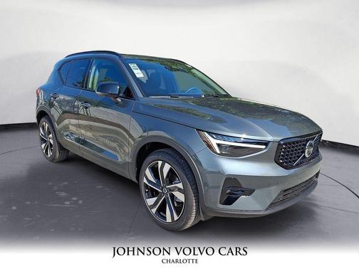 2026 Volvo XC40 B5 Ultra