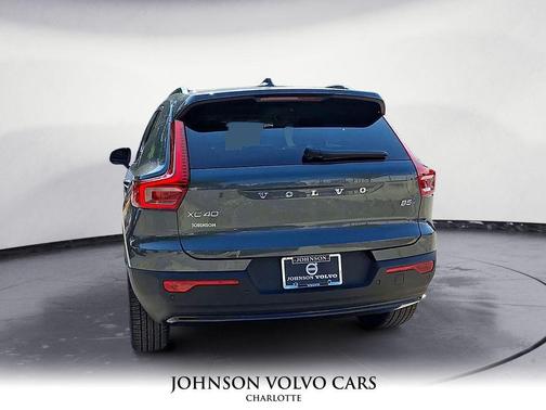 2026 Volvo XC40 B5 Ultra