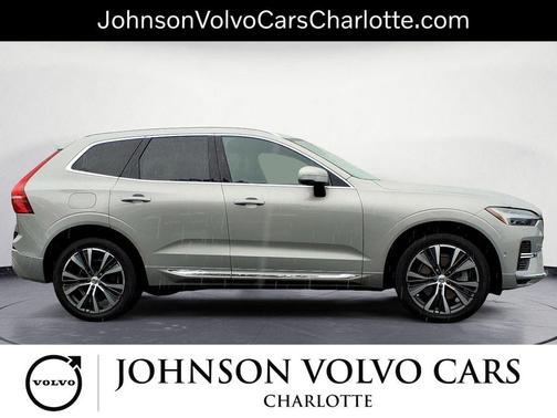 2022 Volvo XC60 Recharge Plug-In Hybrid T8 Inscription Expression