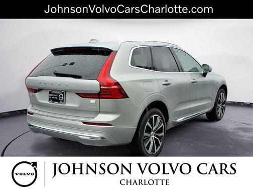 2022 Volvo XC60 Recharge Plug-In Hybrid T8 Inscription Expression