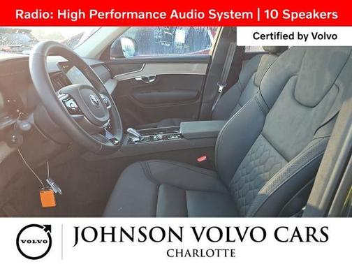 2025 Volvo XC90 B6 Plus 7-Seater