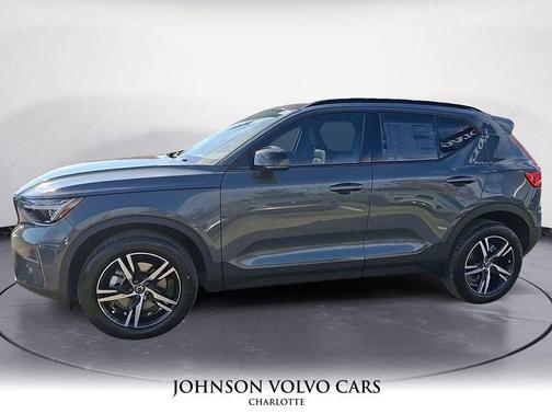 2026 Volvo XC40 B4 Core