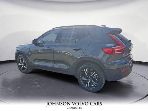 2026 Volvo XC40 B4 Core
