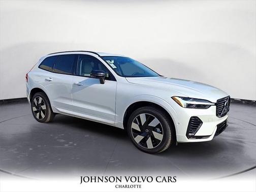 2025 Volvo XC60 Plug-In Hybrid T8 Plus