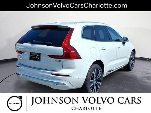 2022 Volvo XC60 B6 Inscription