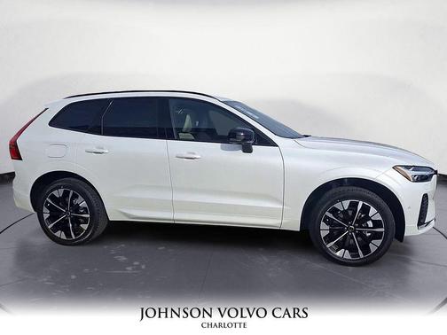 2026 Volvo XC60 B5 Plus