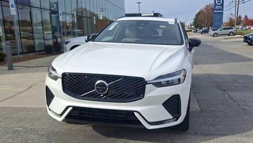 2026 Volvo XC60 B5 Plus