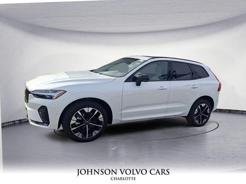 2026 Volvo XC60 B5 Plus