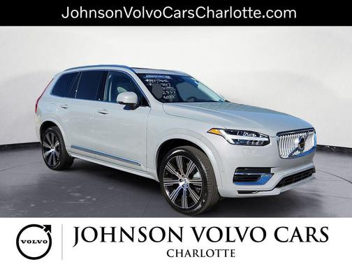 2025 Volvo XC90 Plug-In Hybrid T8 Ultra 7-Seater