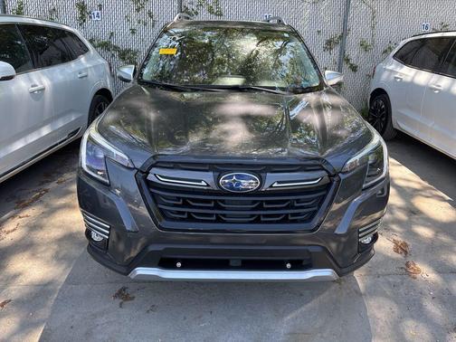 Magnetite Gray Metallic 2024 Subaru Forester Touring