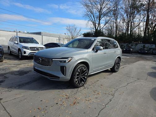 2026 Volvo XC90 B6 Plus 7-Seater