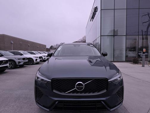 Denim Blue Metallic 2026 Volvo XC60 B5 Ultra