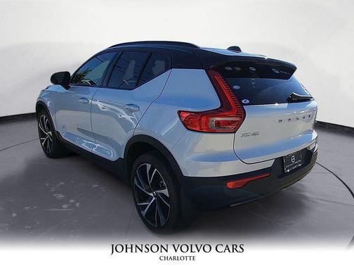 2021 Volvo XC40 T5 R-Design