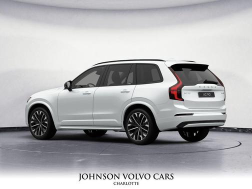 2026 Volvo XC90 B6 Ultra Dark Theme 7-Seater