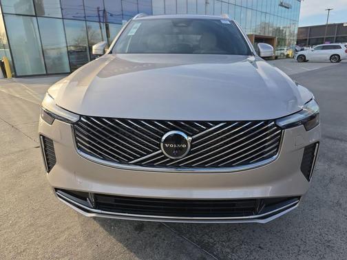 2026 Volvo XC90 Plus, B6 AWD Gas (mild hybrid), Gasoline, Bright, 7 Seats