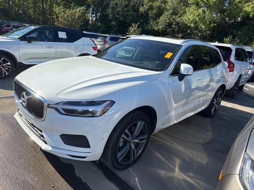2019 Volvo XC60 T5 Momentum