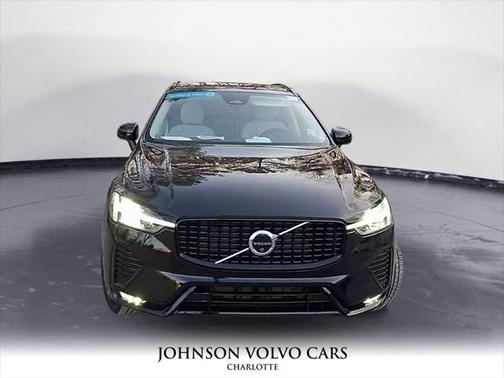 2025 Volvo XC60 Plus