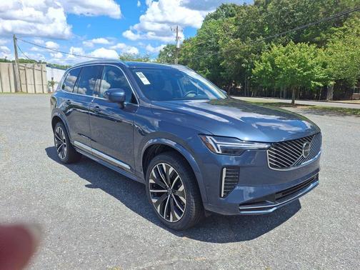 2026 Volvo XC90 B5 Plus 7-Seater