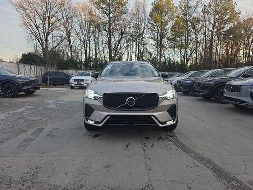 2026 Volvo XC60 B5 Ultra