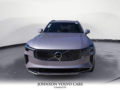 2026 Volvo XC90 B5 Core