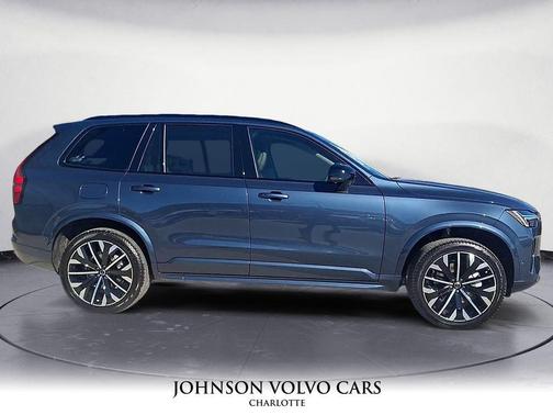 2026 Volvo XC90 B6 Ultra Dark Theme 6-Seater
