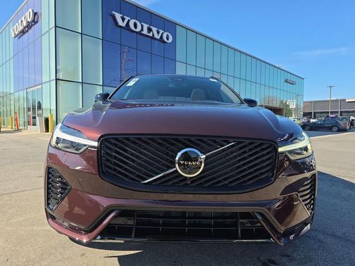2026 Volvo XC60 B5 Plus