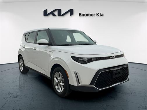 2024 Kia Soul LX