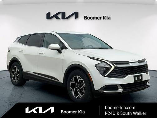 Snow White Pearl 2023 Kia Sportage LX