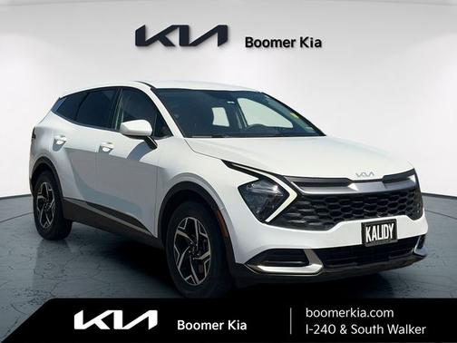 Snow White Pearl 2023 Kia Sportage LX