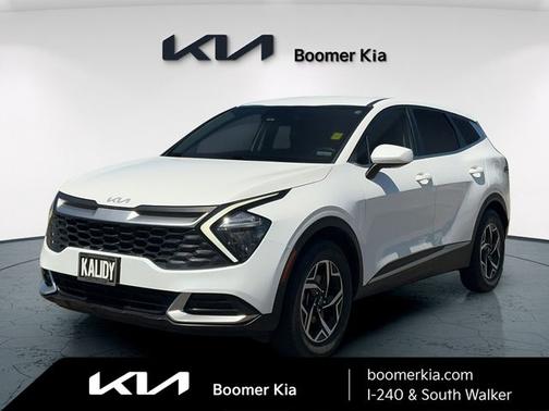 Snow White Pearl 2023 Kia Sportage LX
