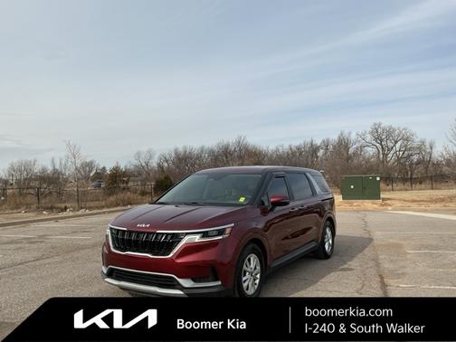 2023 Kia Carnival LX