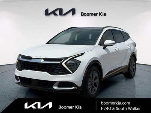 White Pearl 2024 Kia Sportage SX