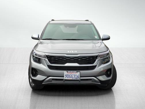 2023 Kia Seltos S